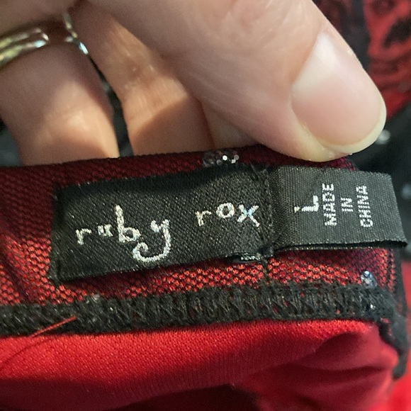 Ruby rox black and red mesh floral dot halter dress. - Picture 7 of 8